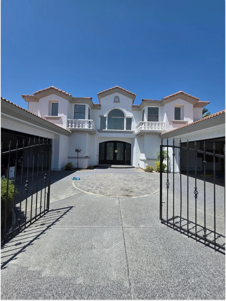 Ivyglen final home outside POV curbside