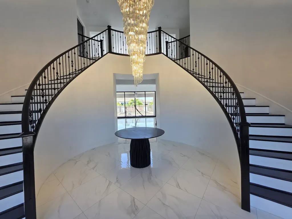 Ivyglen final stairs POV first floor