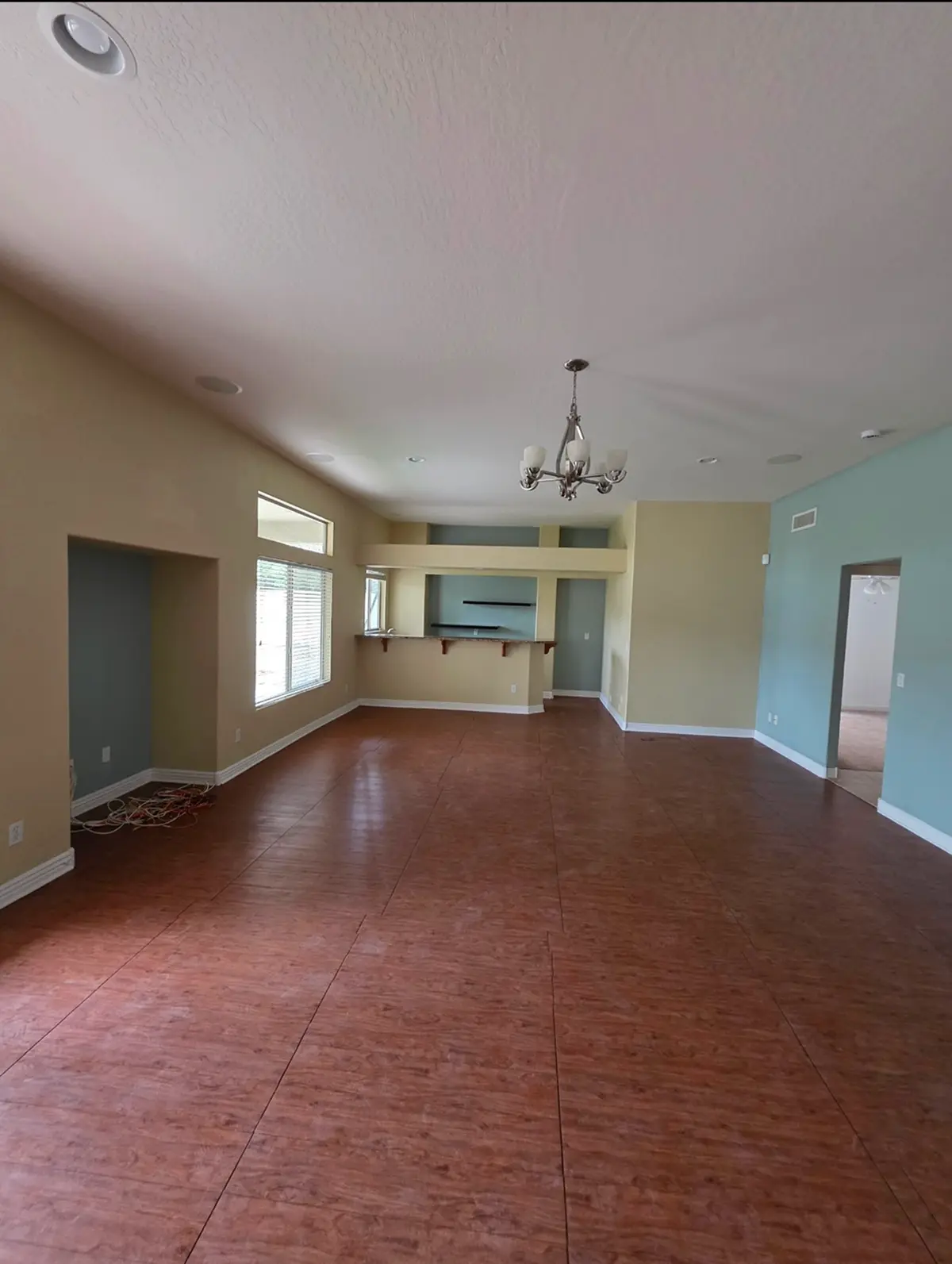Litchfield before fam room