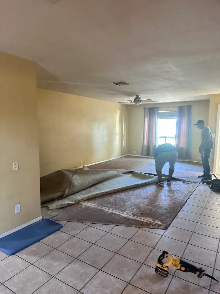 Redfield before garage demo