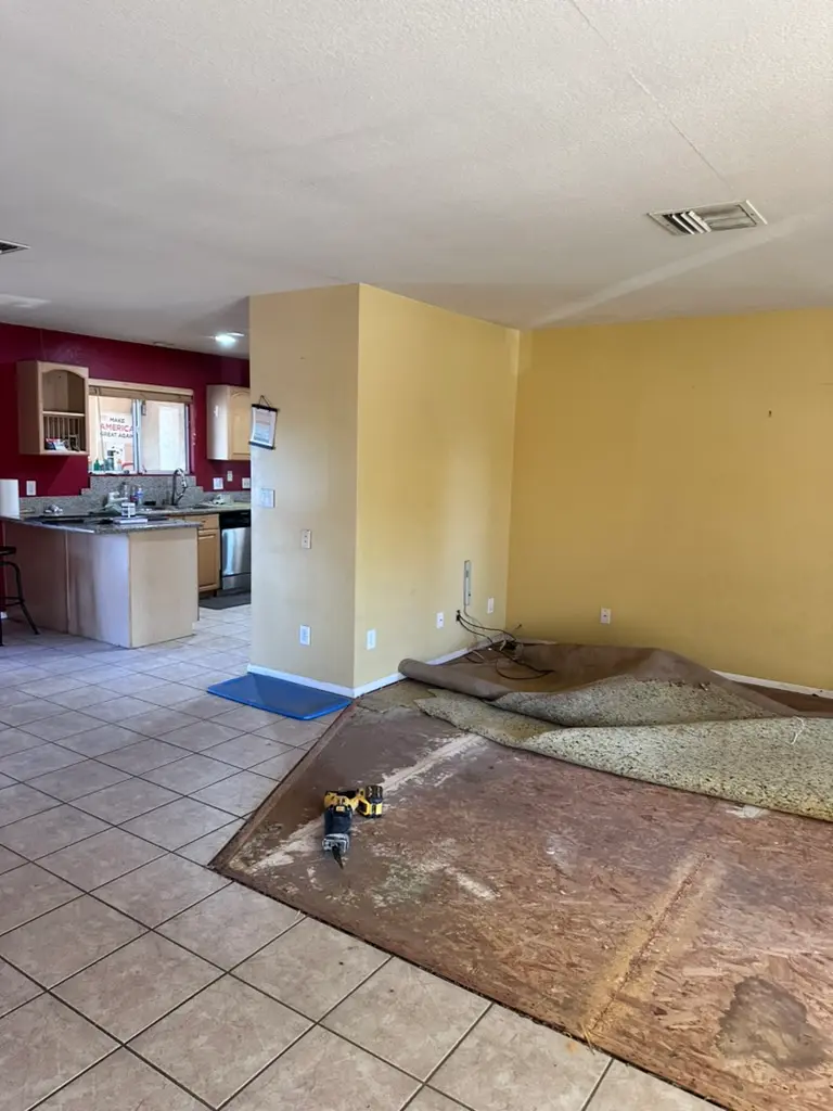 Redfield before kitchen dining room
